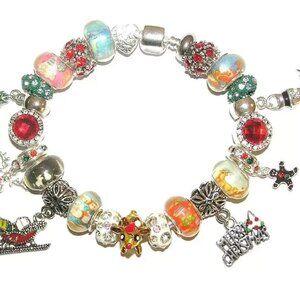 Christmas, Holiday Cheer European Charm Bracelet W/ Reindeer Gingerbread Man NEW